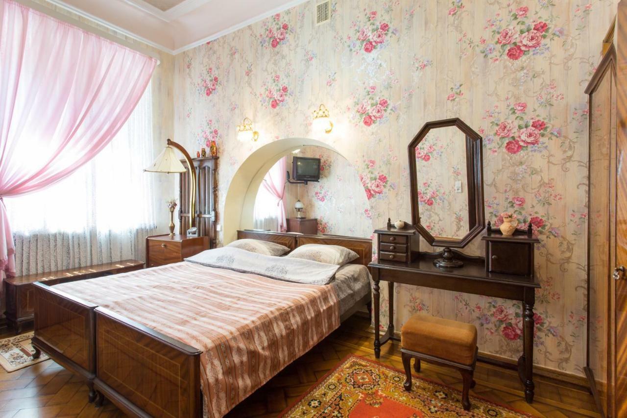 Apartment In The Center Of Kharkiv Carcóvia Exterior foto
