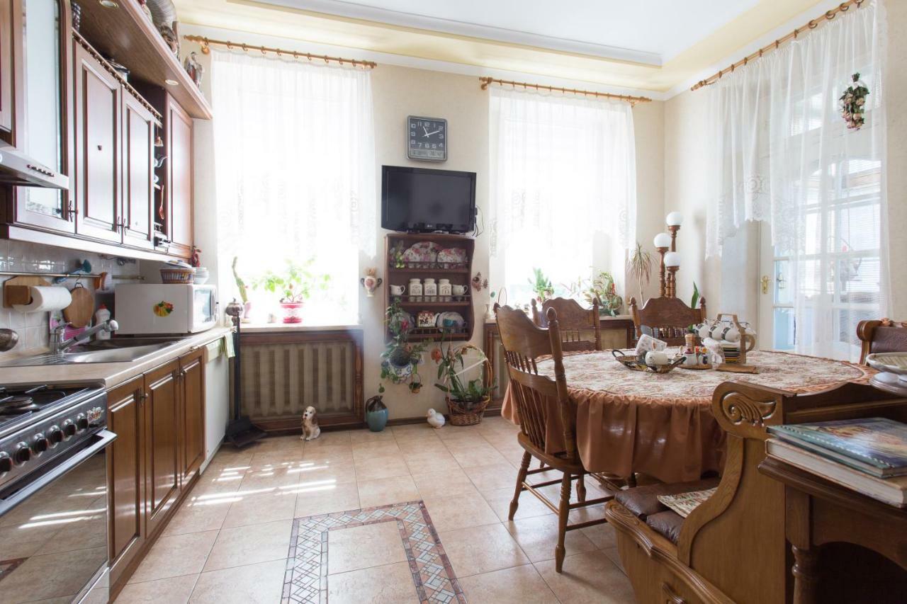 Apartment In The Center Of Kharkiv Carcóvia Exterior foto